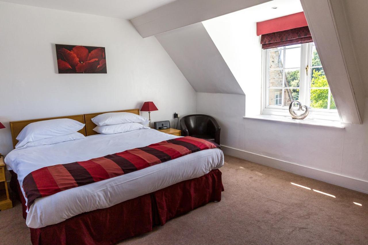 Bed and breakfast House